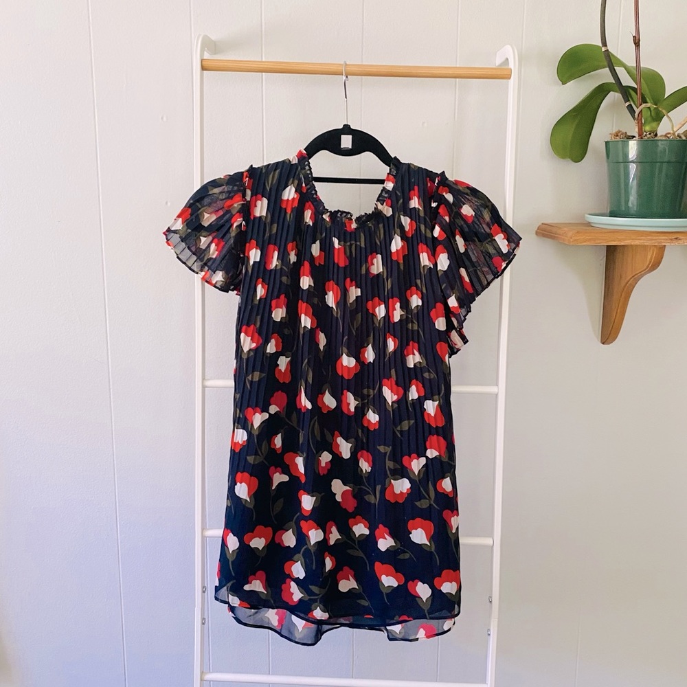 Ann Taylor Factory Floral Pleated Top